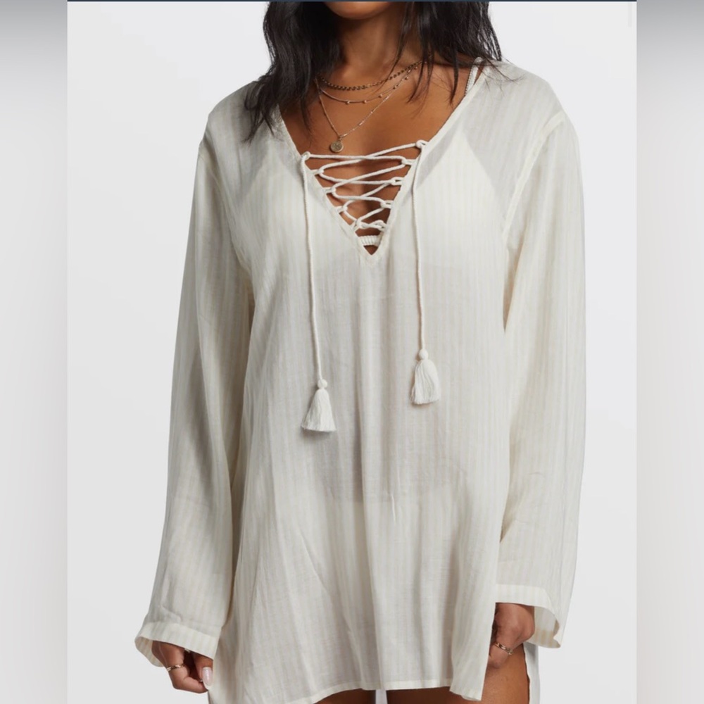 NWT Billabong Blue Skies Beach Cover-Up